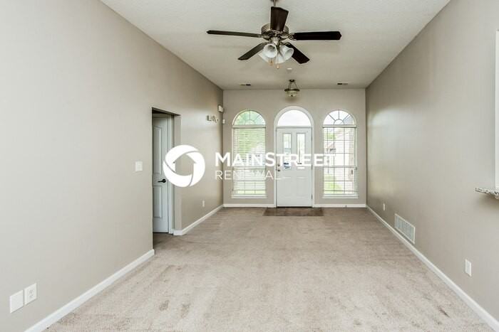 3923 Rasco Hills Dr - Photo 5 of 17