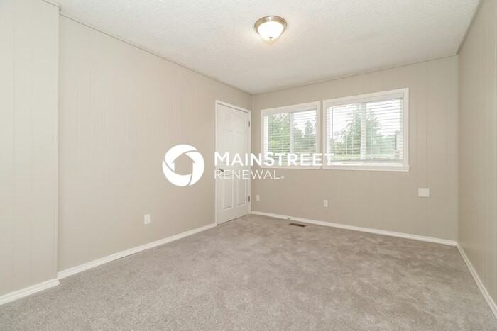 4202 79th Ave W - Photo 7 of 15