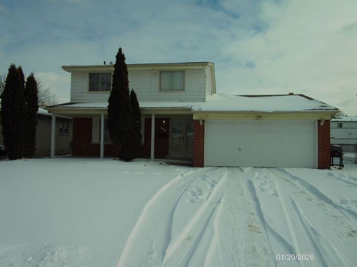 34672 Richard O Dr - Photo 2 of 18