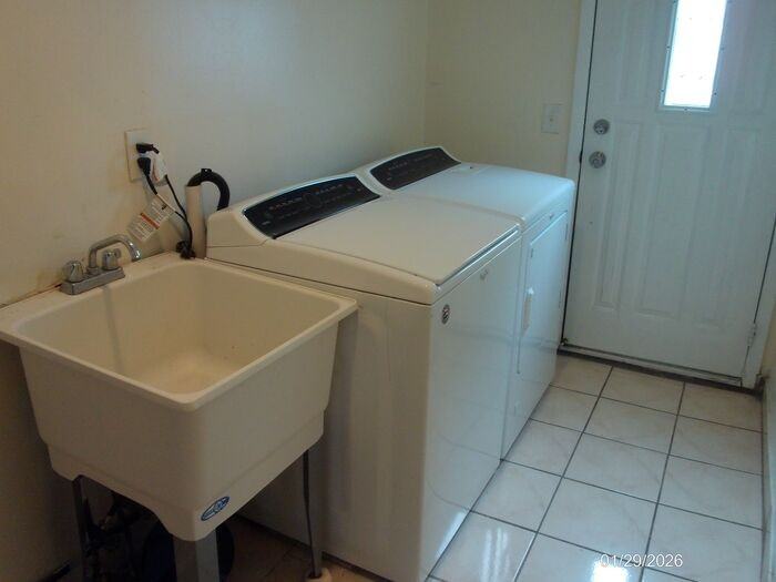 34672 Richard O Dr - Photo 3 of 18