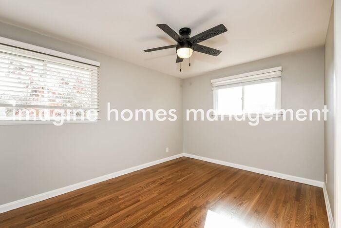 9919 Foxglove Dr - Photo 7 of 18