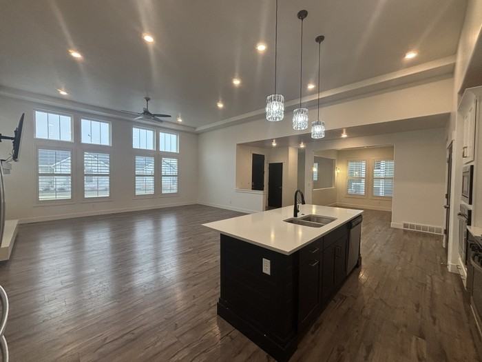 6153 W Poplar View Dr - Photo 5 of 34