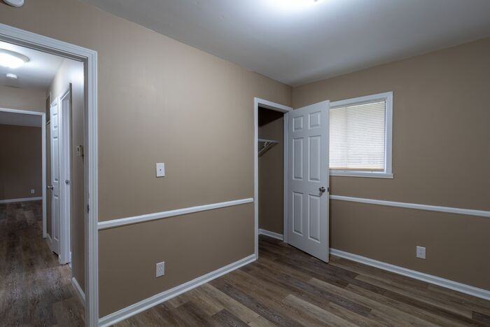 3310 N Fuller Dr - Photo 6 of 9