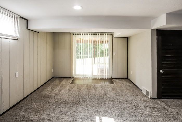 1403 Nw 64th Ter - Photo 6 of 13