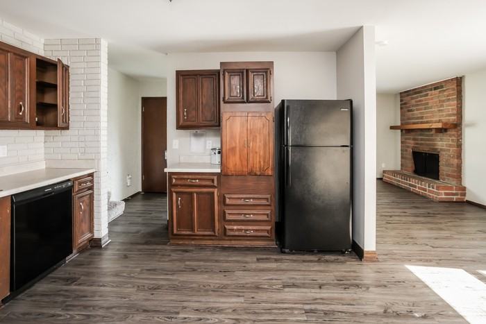 1403 Nw 64th Ter - Photo 7 of 13