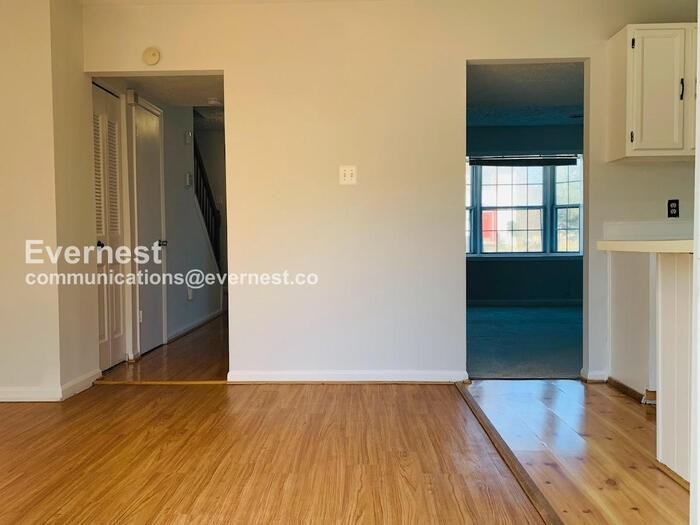 8627 Reinecke Ct - Photo 4 of 22