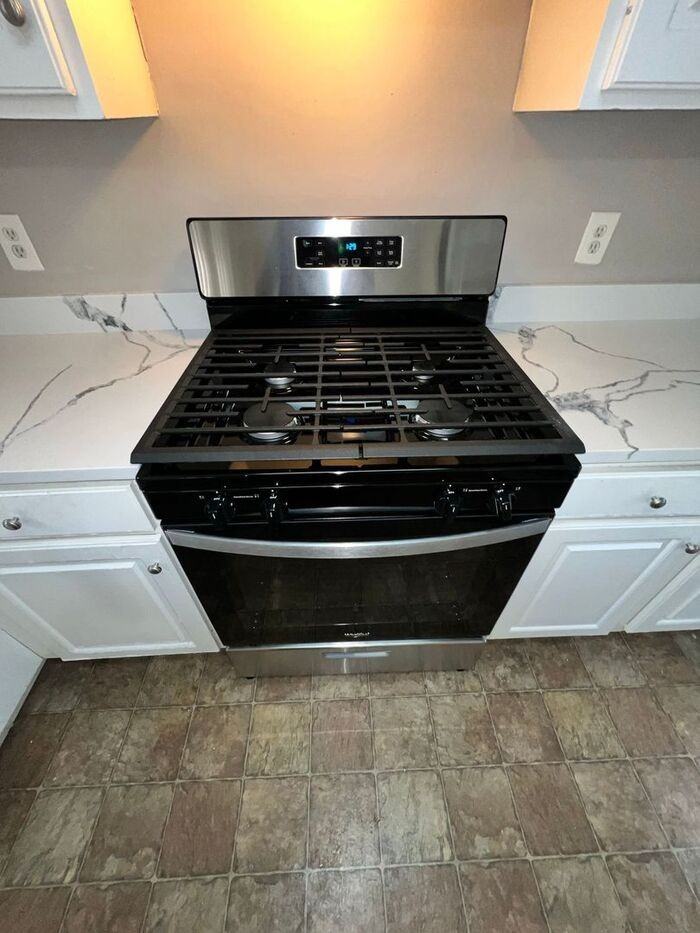 3157 Murell Rd - Photo 7 of 17