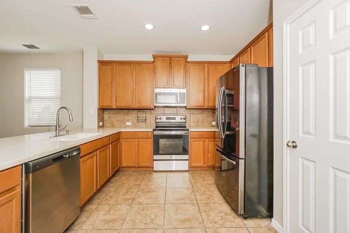 3103 Thunder Gulch - Photo 7 of 18