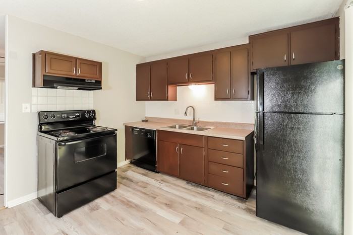 18613 E Shoshone Dr - Photo 5 of 12