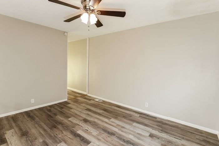 18613 E Shoshone Dr - Photo 7 of 12