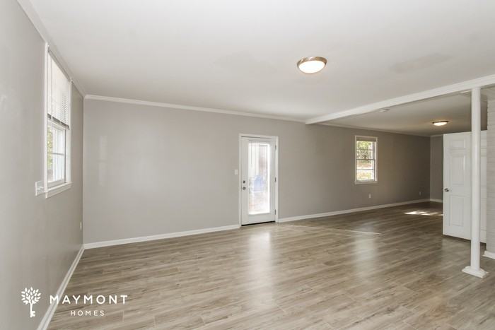 911 Airport Blvd - Photo 7 of 15