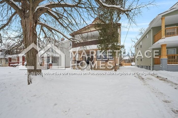 4124 E 139th St #2 - Photo 2 of 20