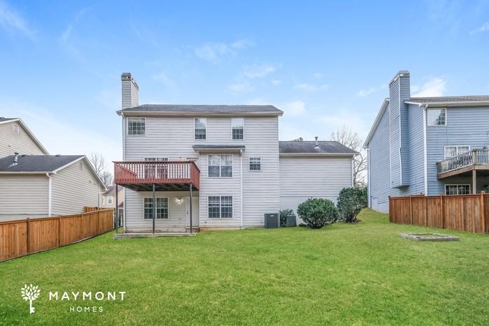 558 Watson Bay - Photo 3 of 3