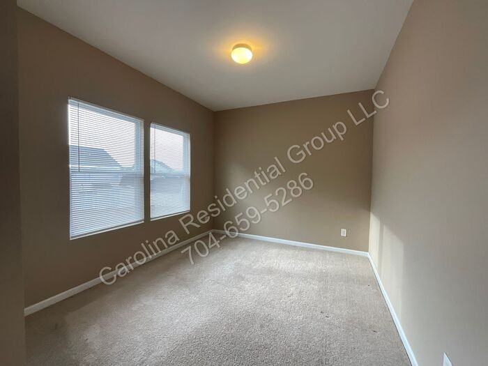 3830 Broadview Ln - Photo 6 of 21