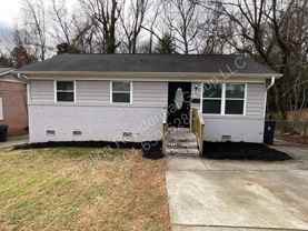 1624 Eastway Dr - Photo 1 of 1