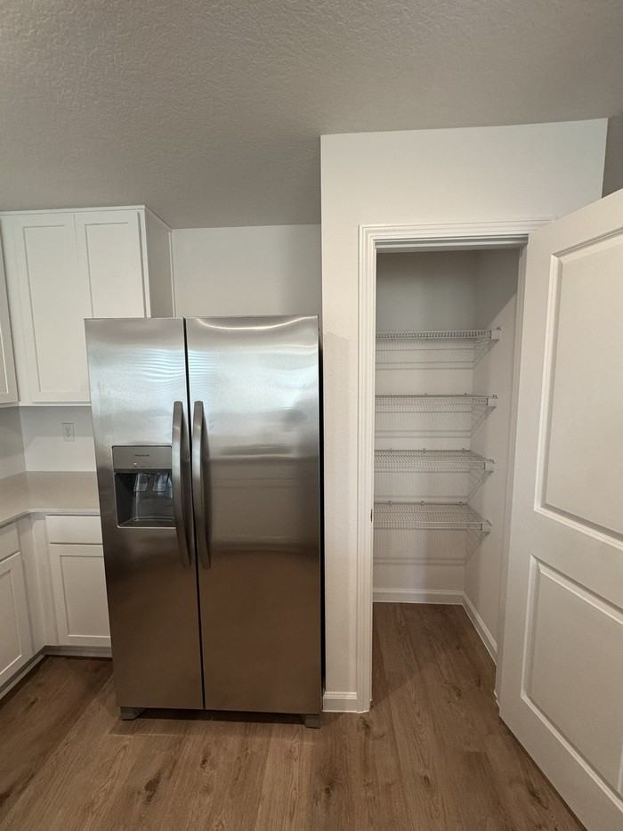 3942 Lombard St - Photo 4 of 37