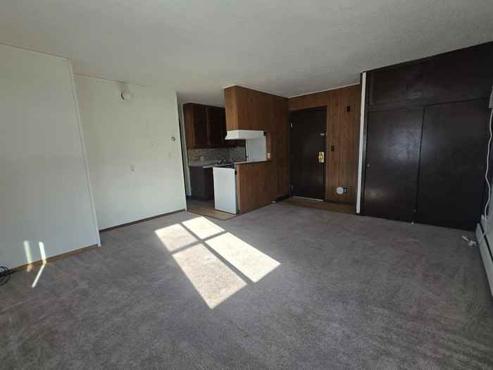 828 Lowell St #5 - Photo 5 of 15