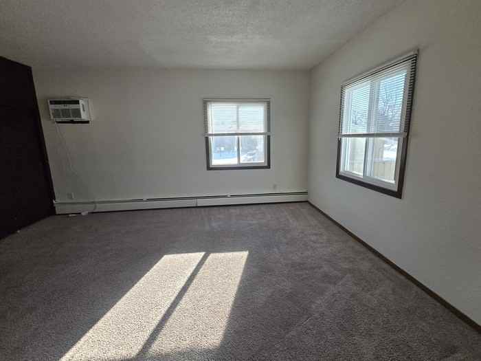 828 Lowell St #5 - Photo 6 of 15