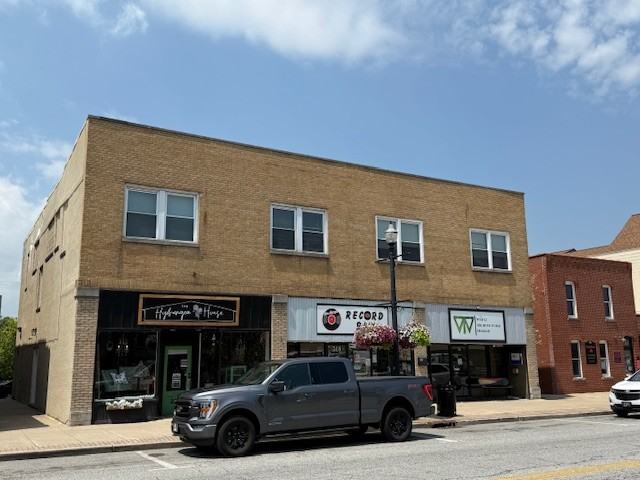 220 Main St #1 - Photo 2 of 22