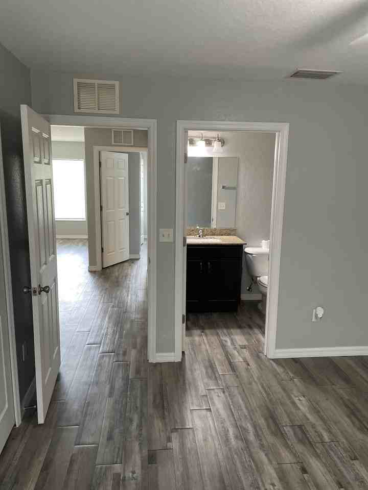 33 Laurel Pass #2 - Photo 7 of 20