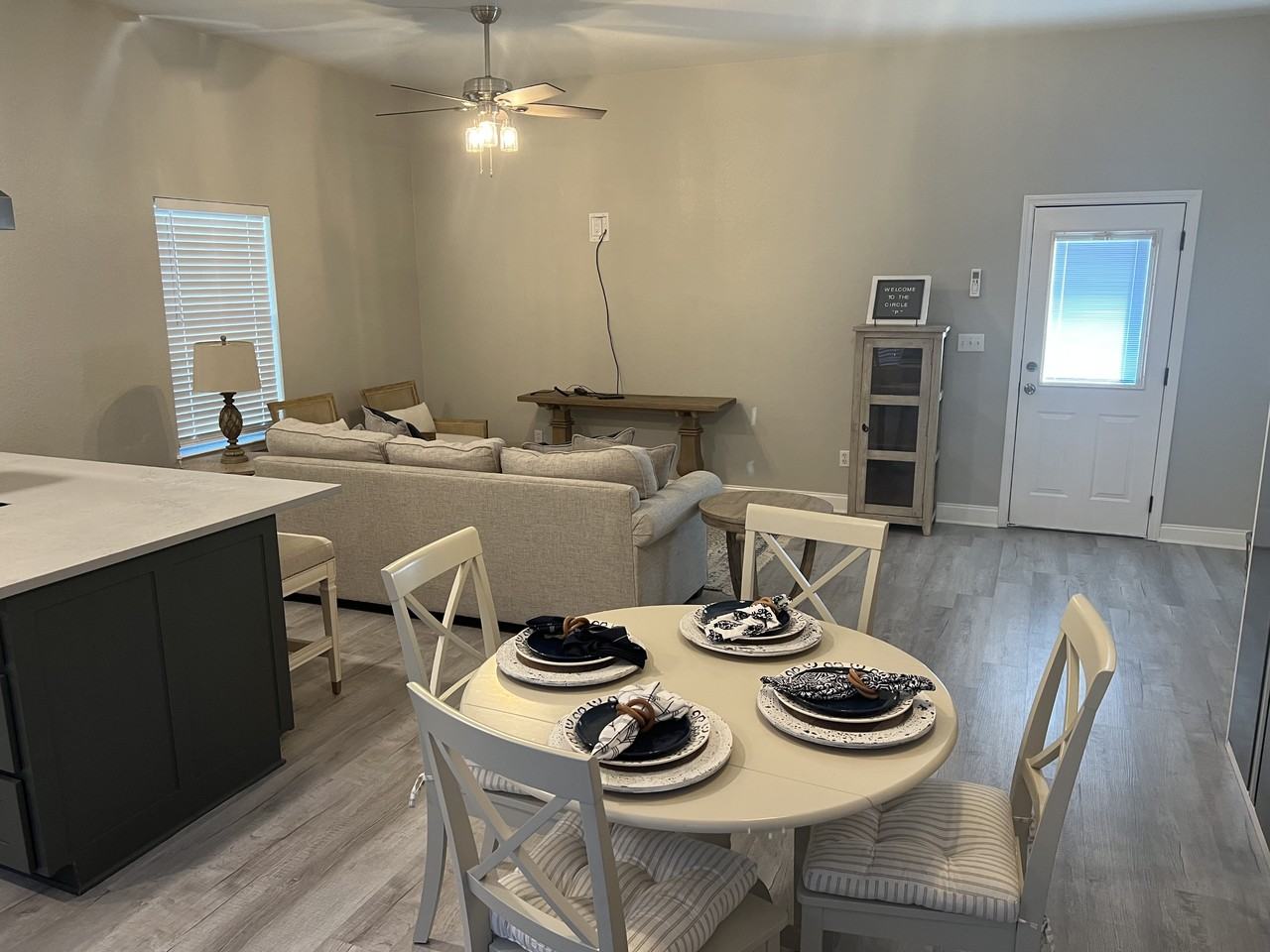 850 Bluffview Dr - Photo 7 of 11