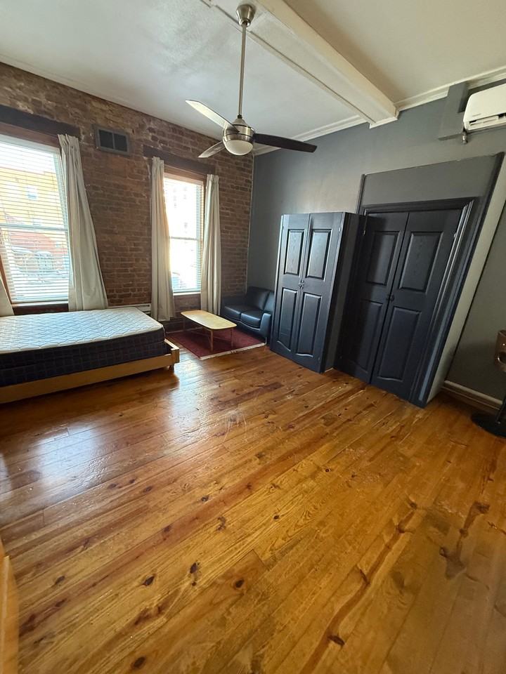 18 6th St - Photo 6 of 6