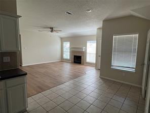 1014 Holly St #NA - Photo 2 of 7