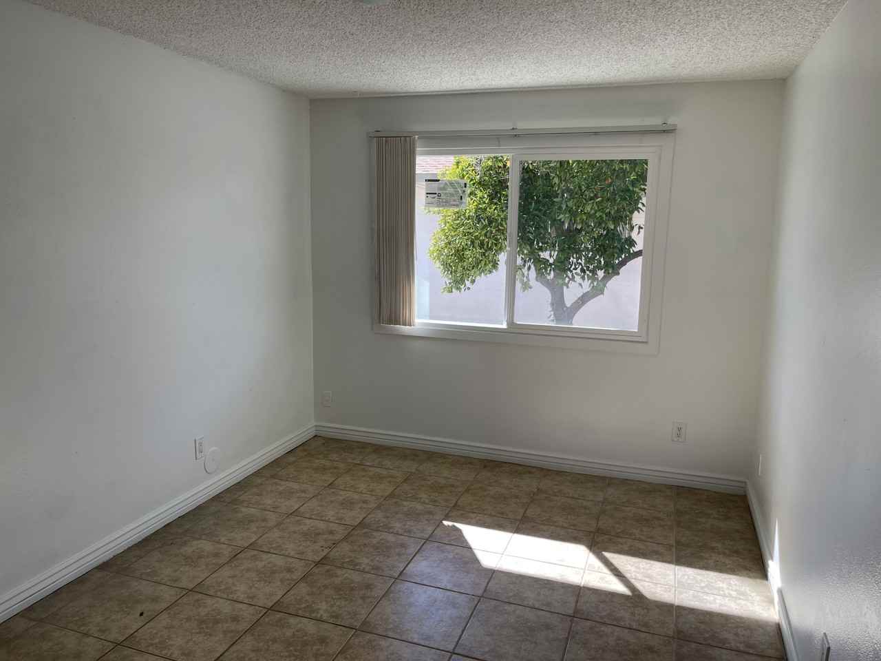 3019 W Myrtle Ave #NA - Photo 5 of 10