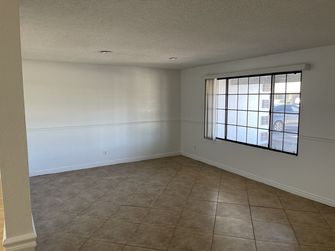 3019 W Myrtle Ave #NA - Photo 7 of 10