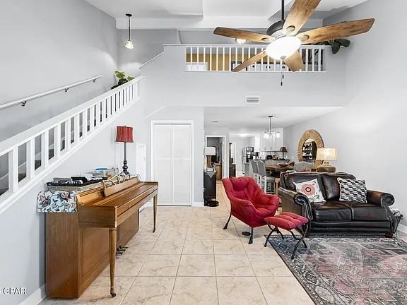 4036 Woodridge Rd - Photo 3 of 14