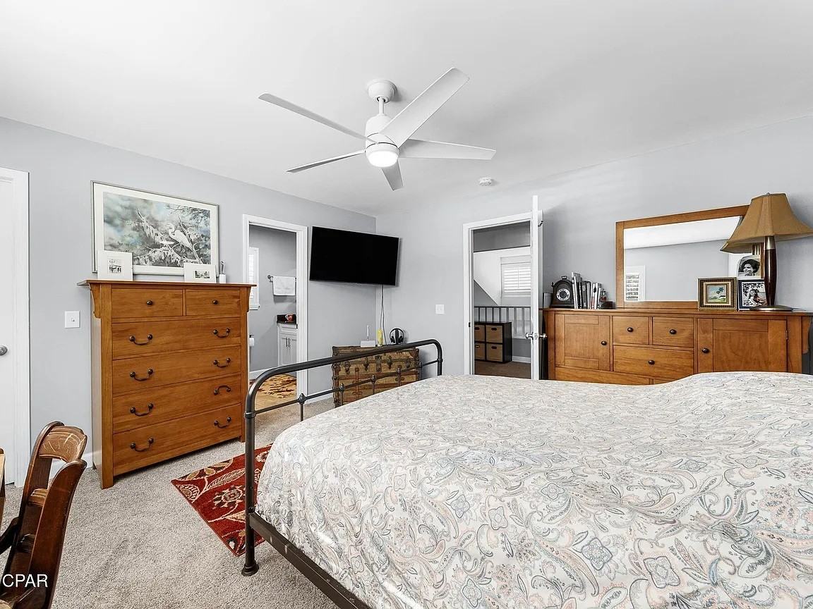 4036 Woodridge Rd - Photo 6 of 14