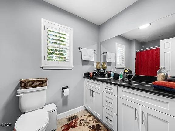 4036 Woodridge Rd - Photo 7 of 14