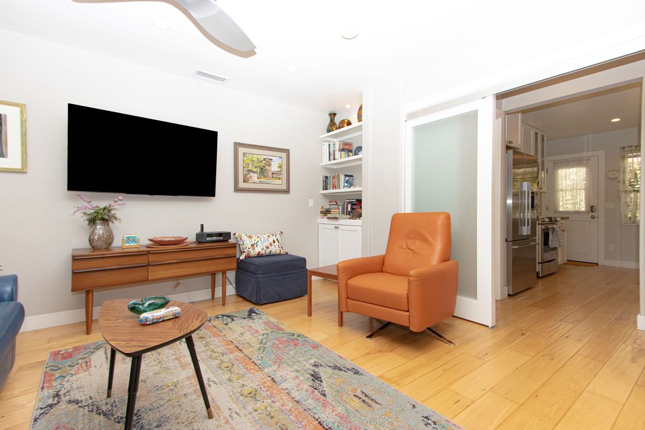 405 Orilla Del Mar - Photo 2 of 10