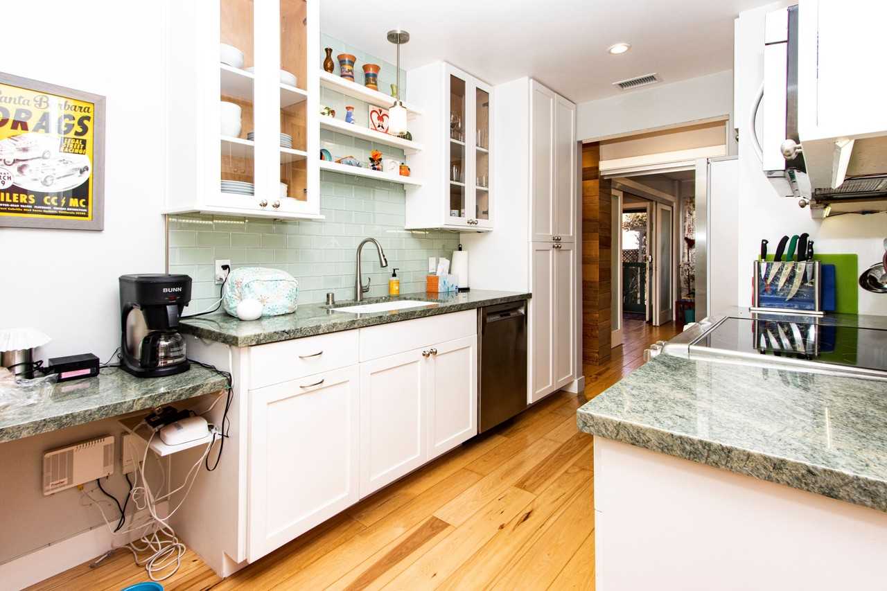 405 Orilla Del Mar - Photo 6 of 10