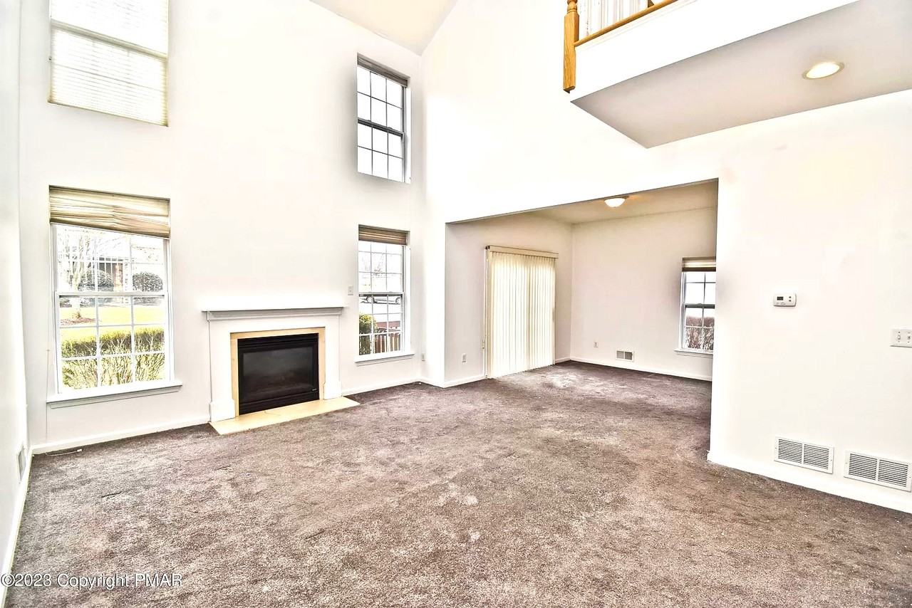 106 Bethpage Ter #106 - Photo 6 of 24