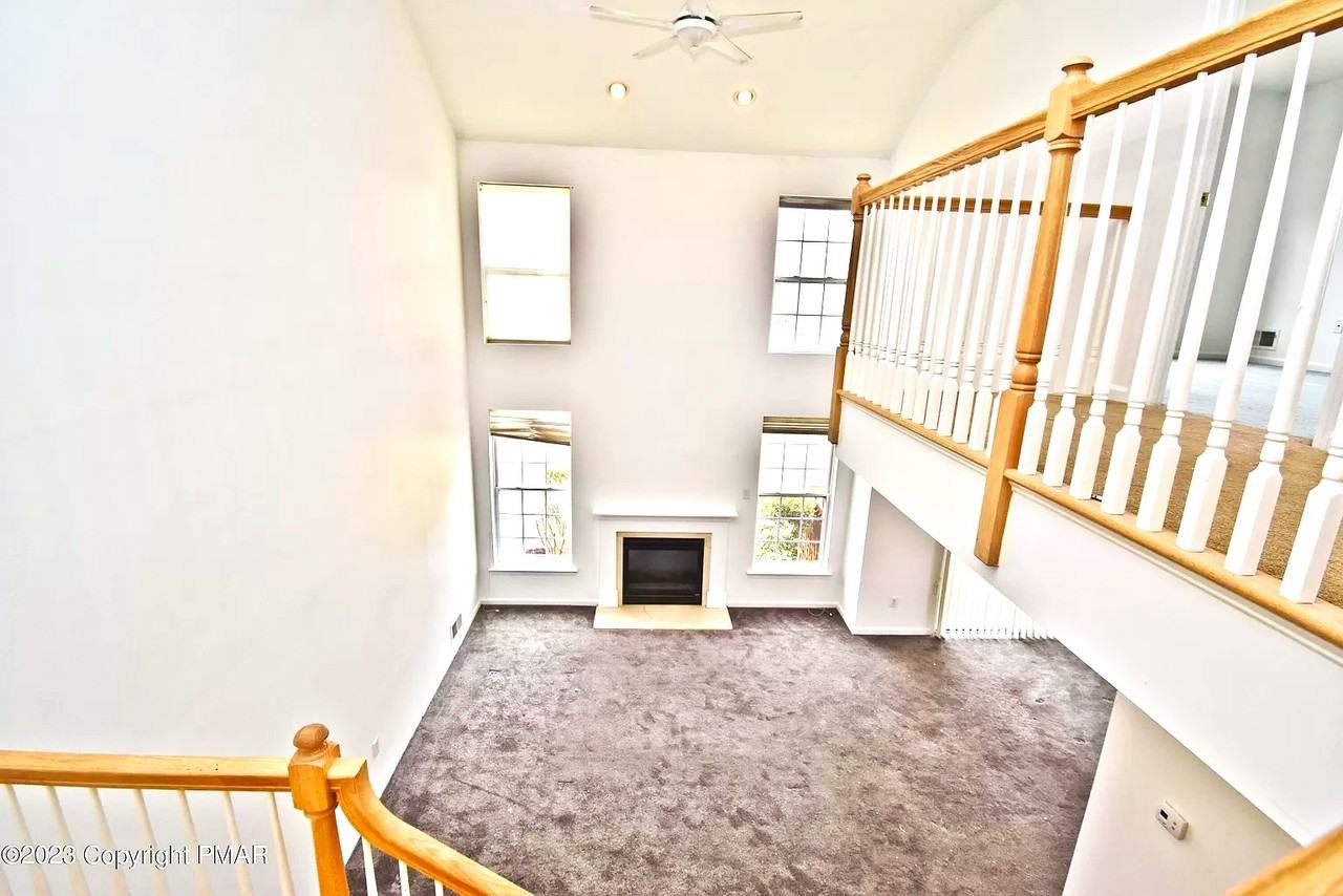 106 Bethpage Ter #106 - Photo 7 of 24