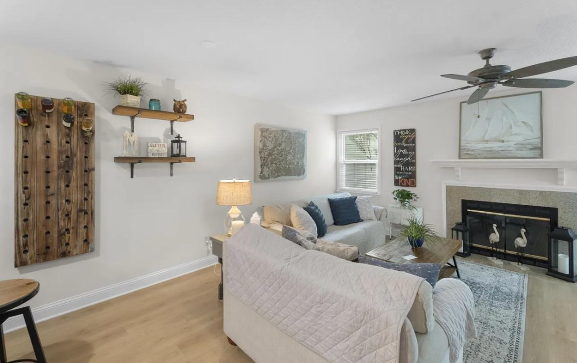 1442 Spindrift Cir E - Photo 7 of 16