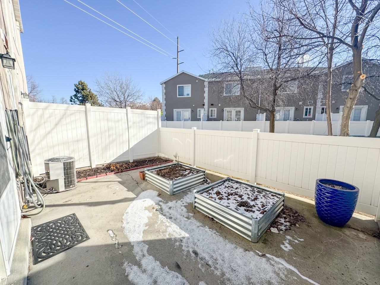 52 Kensington Pl - Photo 4 of 20