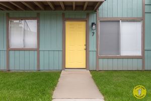 featured image of 3112 Denver Ave