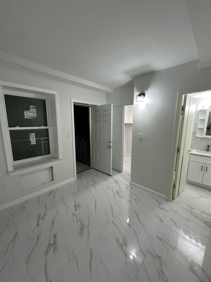 10861 49th Ave #3FL - Photo 2 of 7