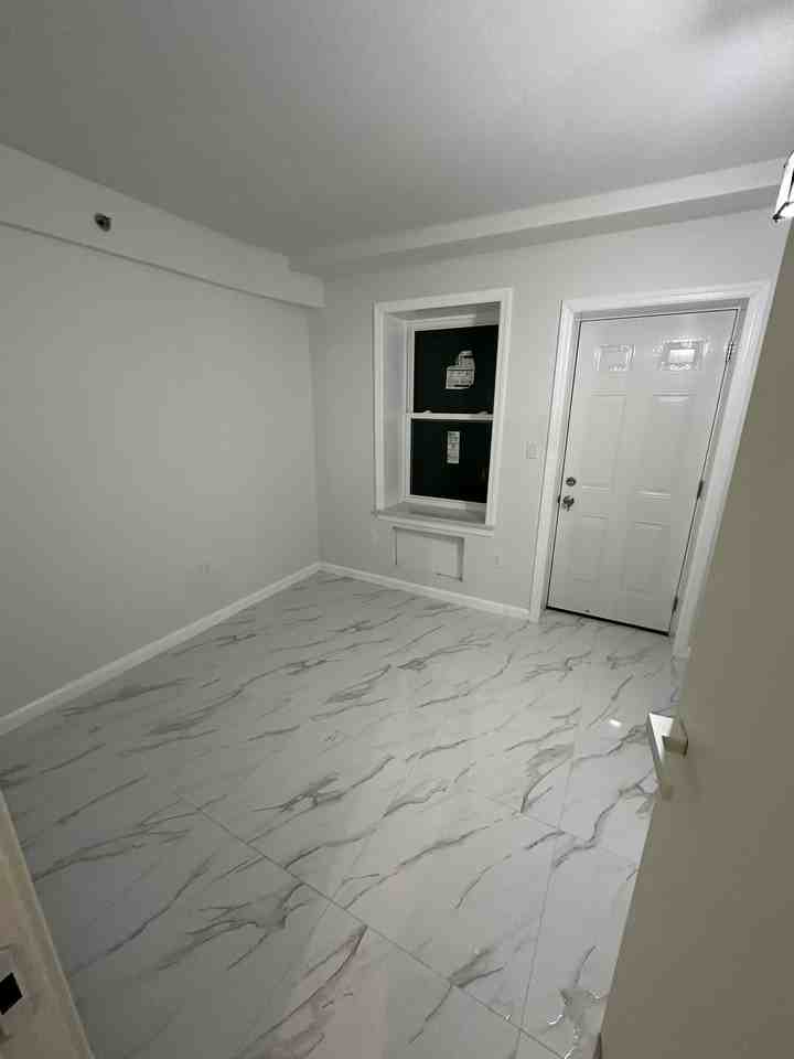 10861 49th Ave #3FL - Photo 4 of 7