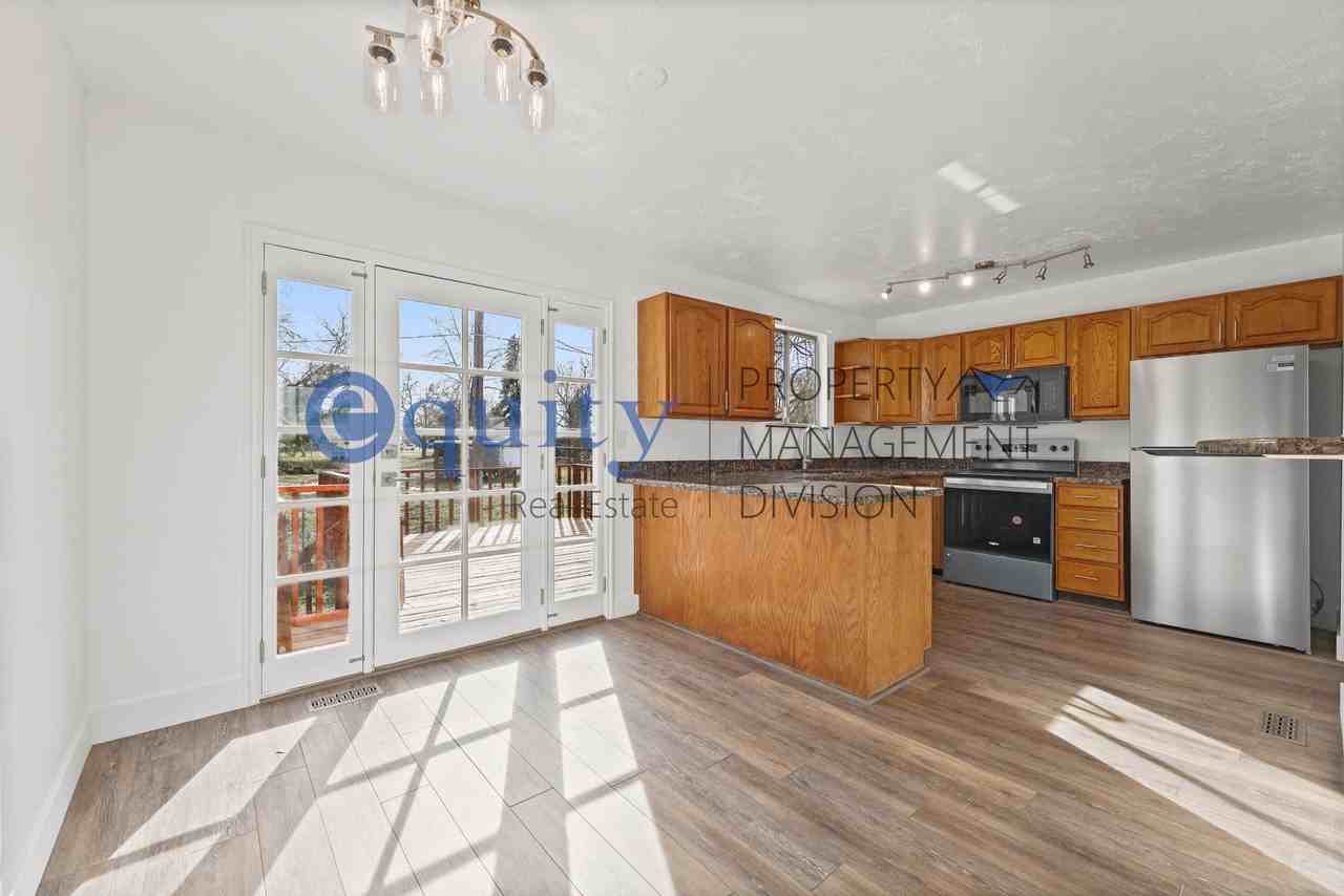 8537 S Ray Cir #1 - Photo 4 of 27