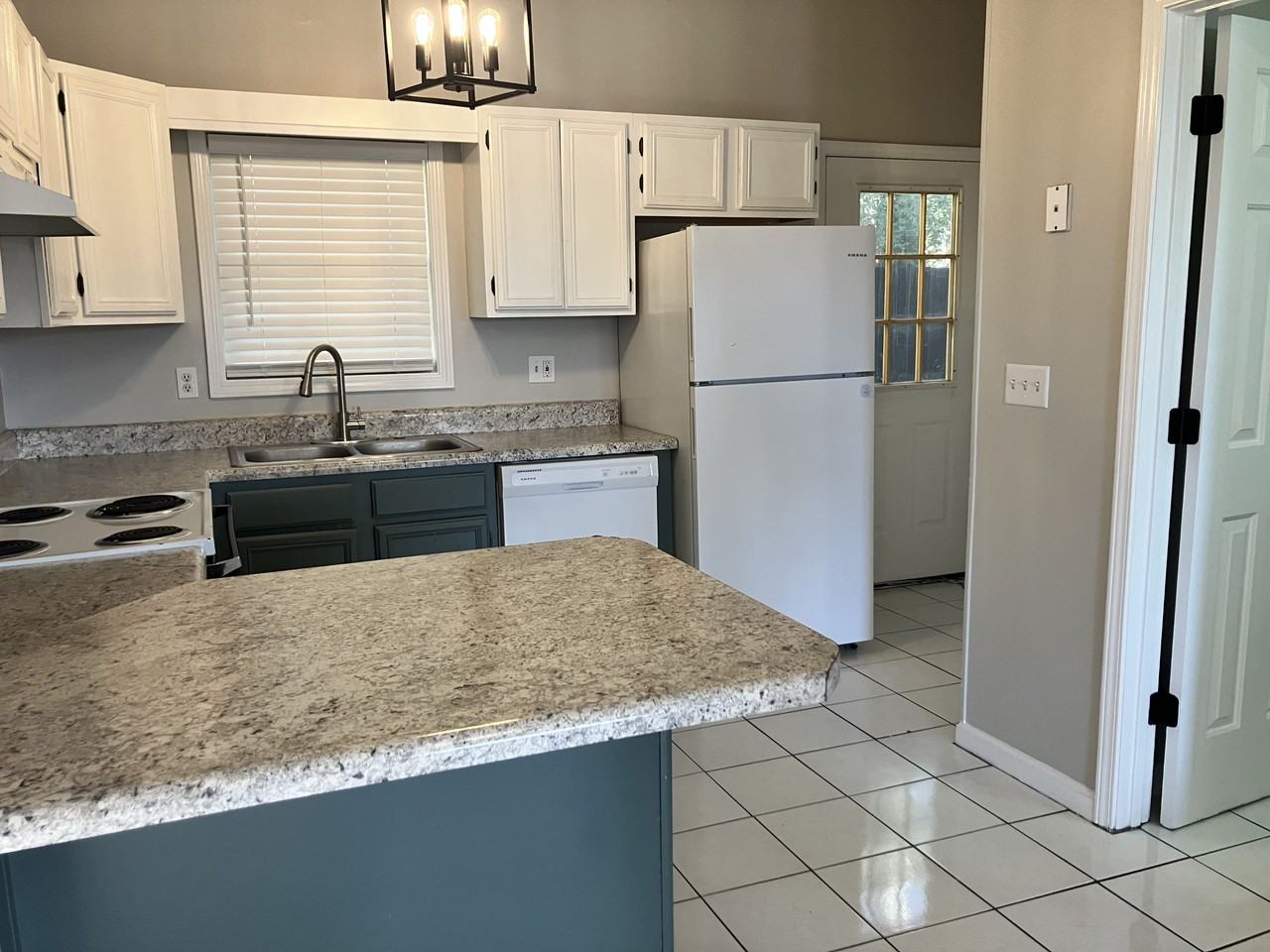 145 Viking DriveApartment 22 #1 - Photo 2 of 7