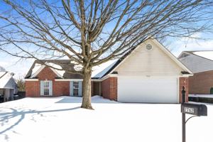 featured image of 7762 Parkview Cir E