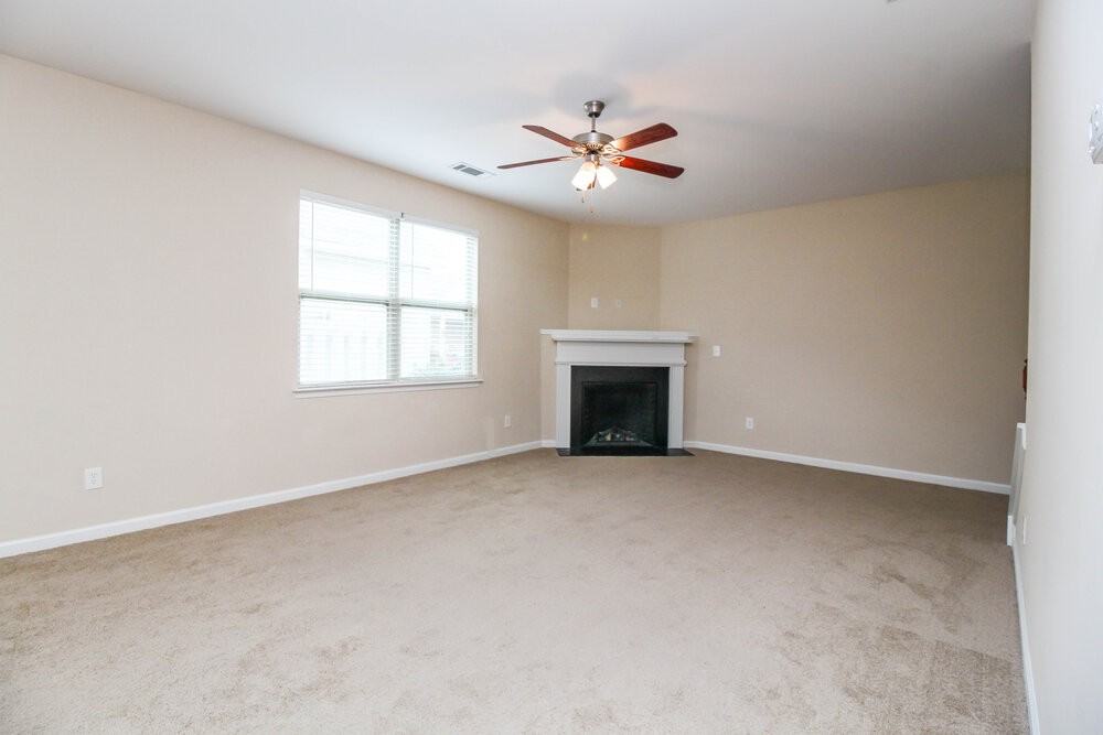 3732 Humber Ct - Photo 2 of 16