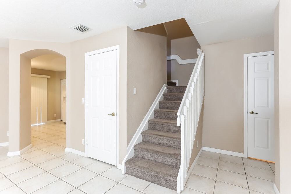 6168 Whalton St - Photo 4 of 15