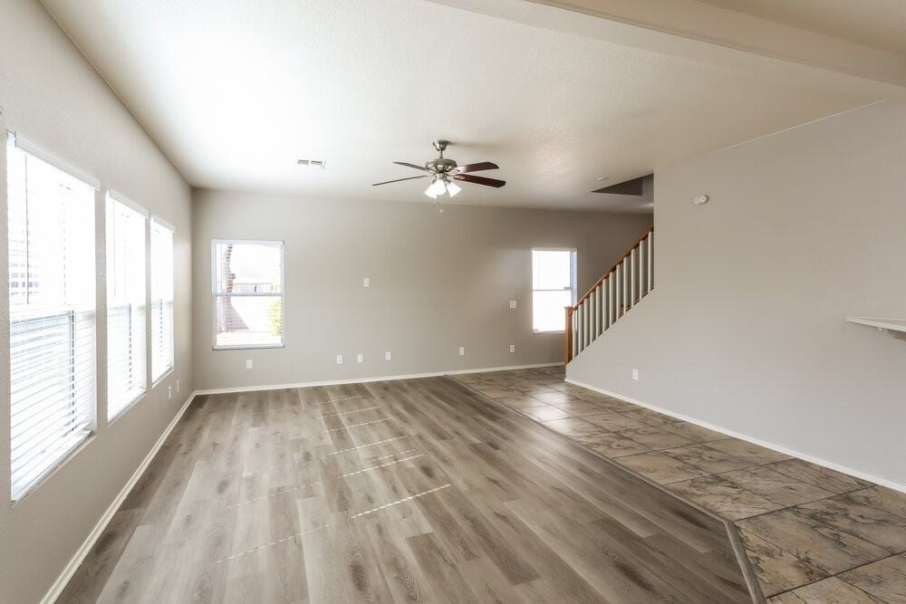 2068 S Mcconnell Dr - Photo 5 of 17