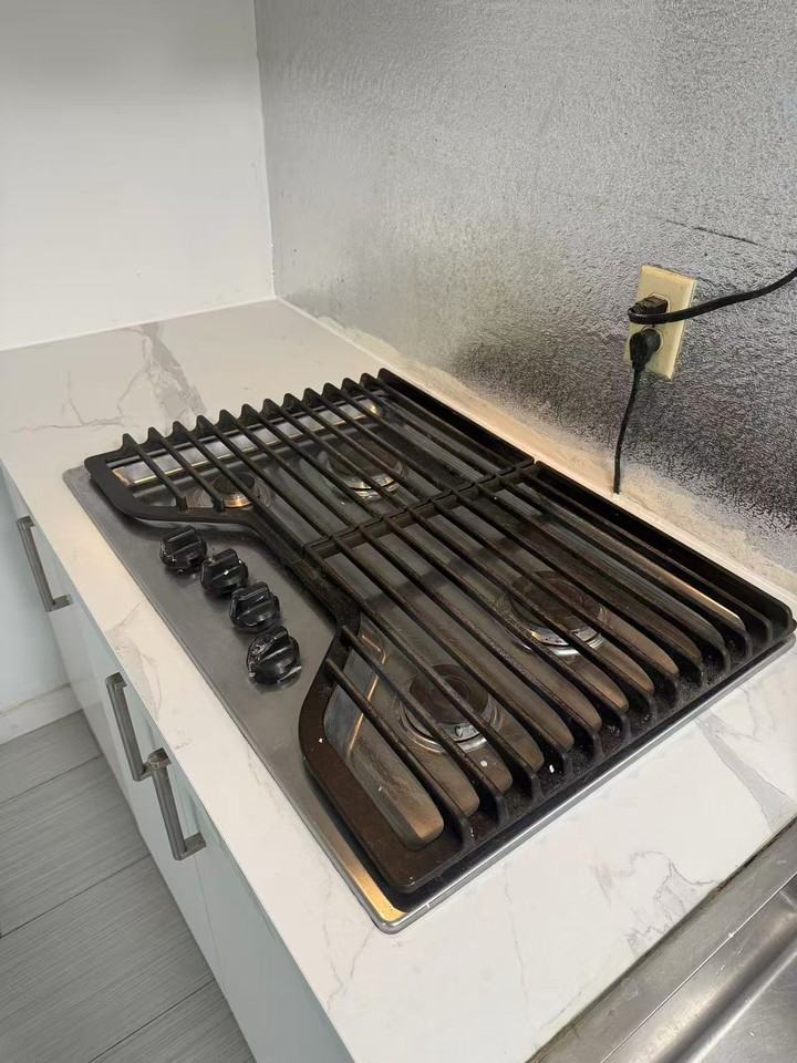 2572 East 54th Avenue - Photo 7 of 7