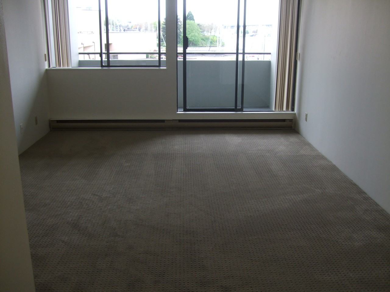 627 Moberly Road #303 - Photo 3 of 6