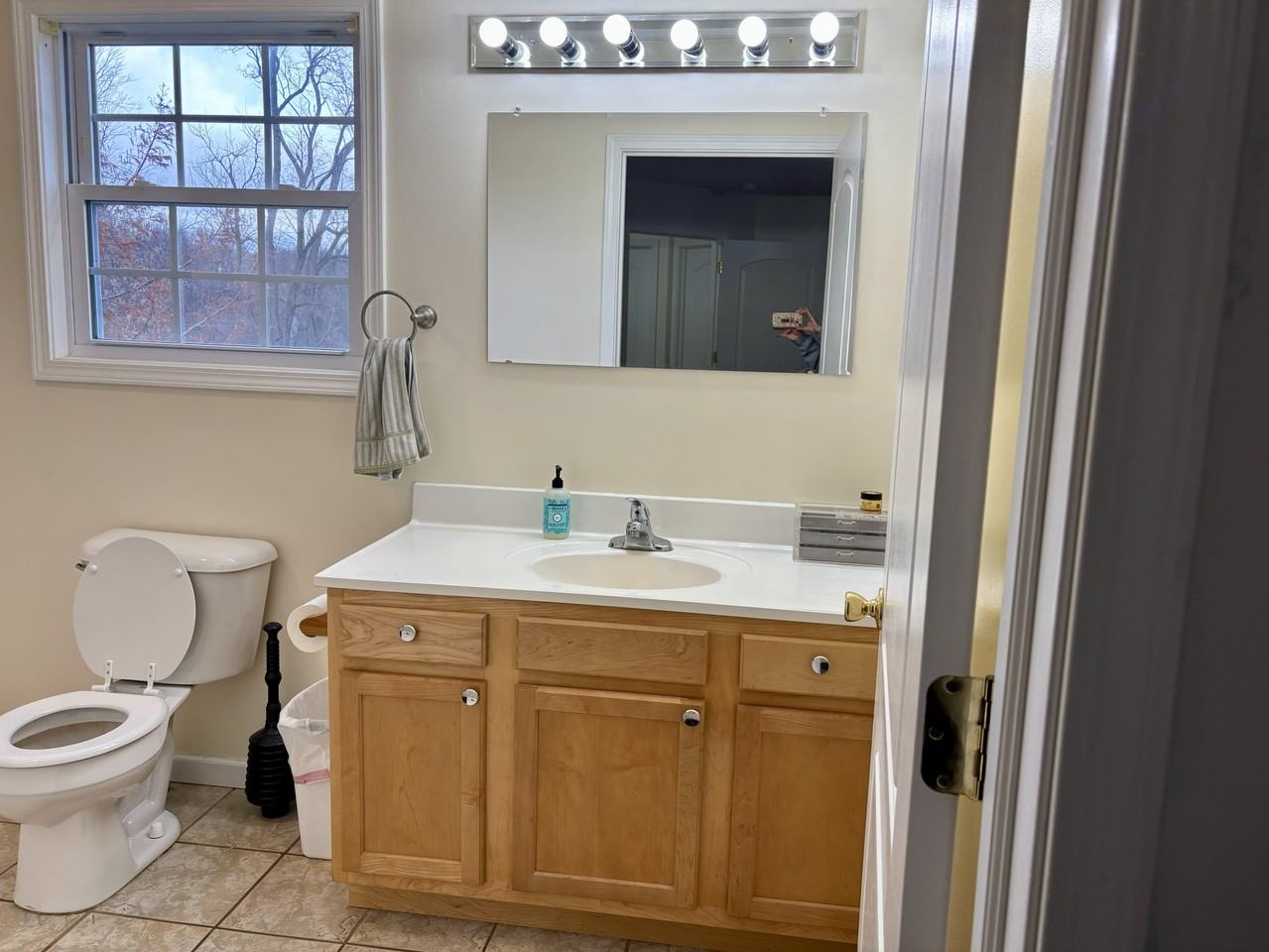 12 Picardy Pl #NA - Photo 6 of 17